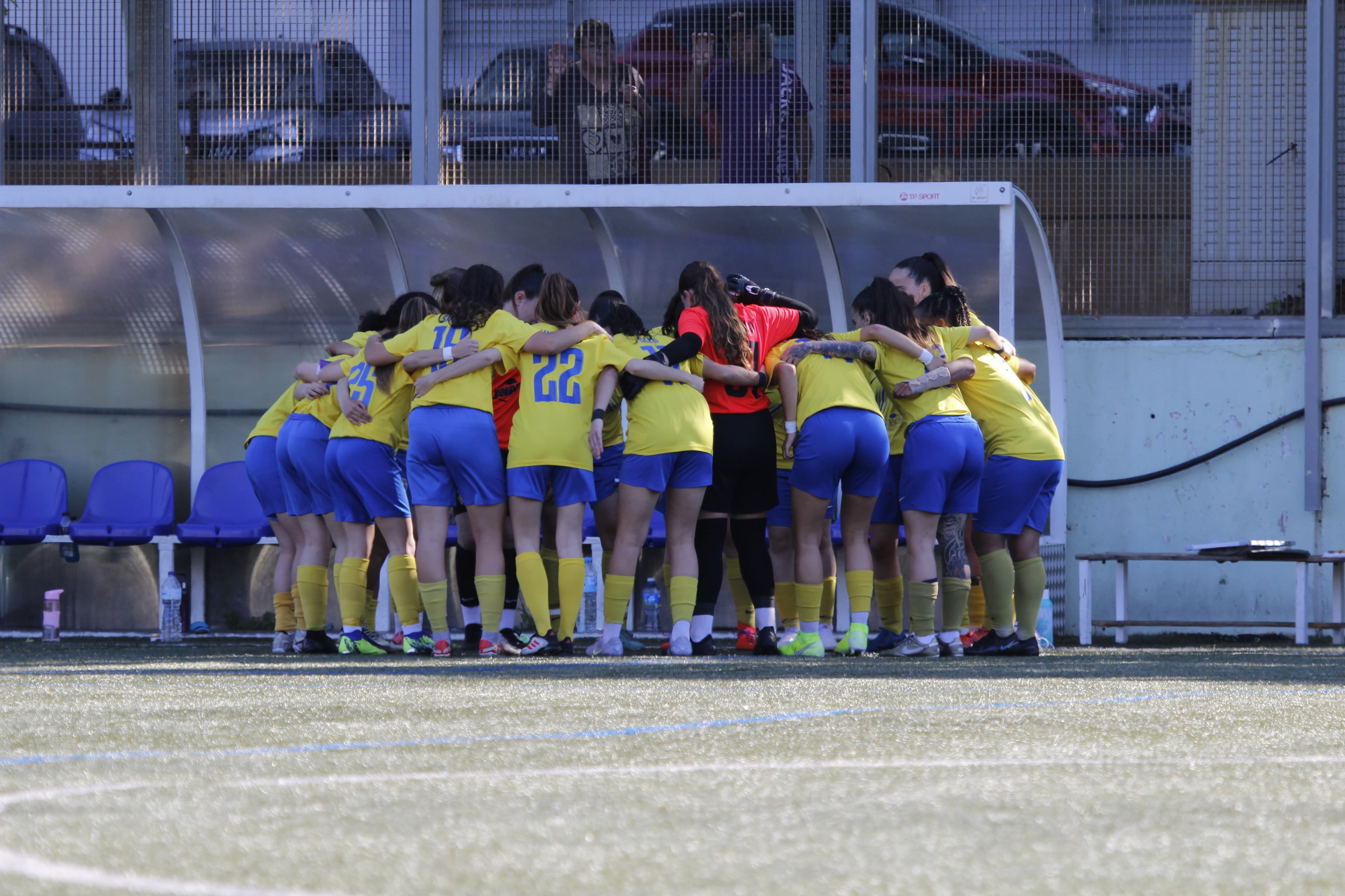 Liderazgo en vestuarios con perfiles y culturas diferentes - Visual complementario del articulo